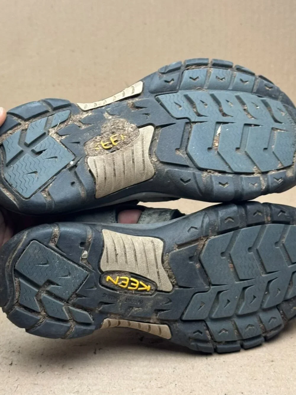 Keen Men's Gray Leather Hiking Sandals Size US 9